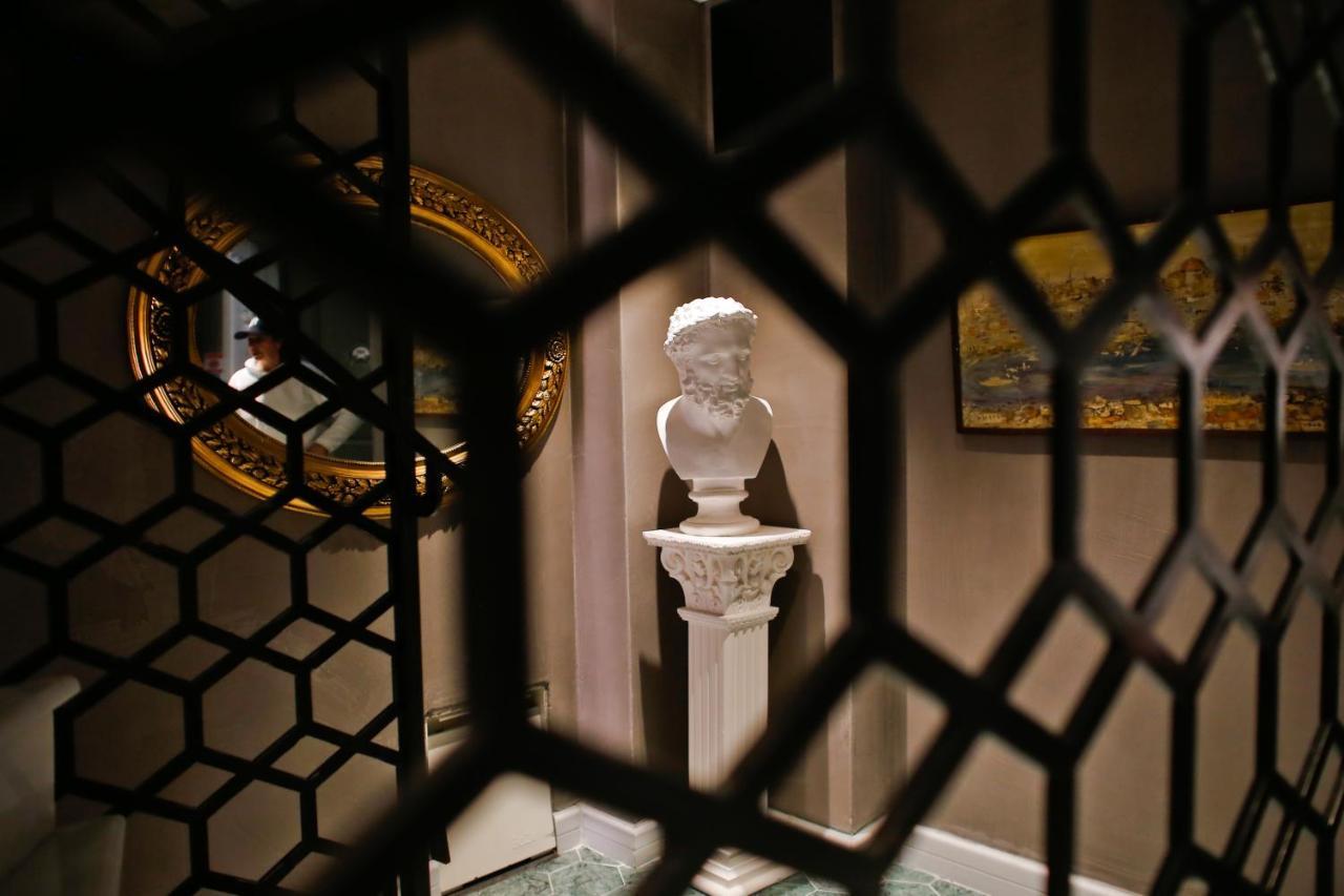 Aleksandr Pera Hotel อิสตันบูล ภายนอก รูปภาพ