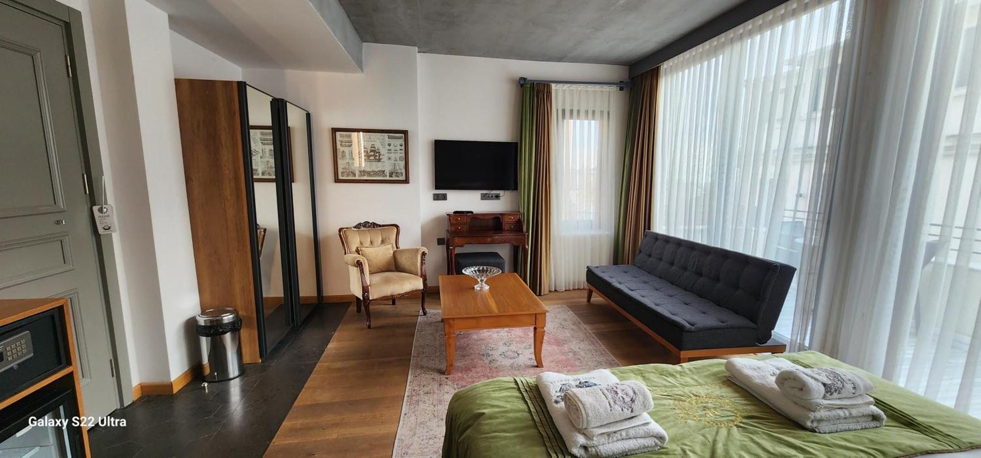 Aleksandr Pera Hotel อิสตันบูล ภายนอก รูปภาพ